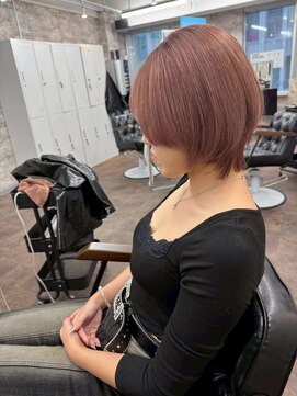 リファイン バイ アフィナー 本厚木店(Refine by Afinar) 【本厚木/本厚木駅】ショートボブ×ピンク