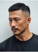 40代メンズフェードベリーショート