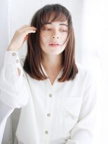 ナル 白山神社参道通り店(nalu)&nbsp;切りっぱなしロブのカジュアルモードスタイル