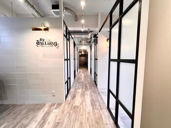 By THE CALLiiiNG【バイコーリング】
