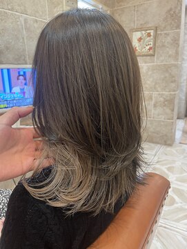 シャンティ 平岸店(Shanti) インナーカラー×ミディアムレイヤー 本宮純