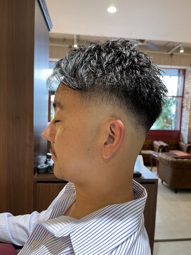 ヘアメーク ヴォリオ(hair make Voglio) フェードカット