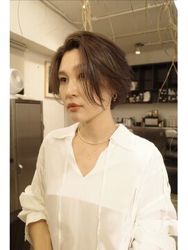 アンダーカレント(undercurrent) ショートボブ
