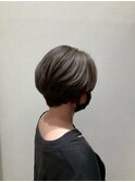 30代40代50代大人キレイツヤ感グレージュ×奥行きショート