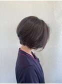 大人の透明感♪グレージュカラー×グラボブショート◎