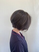 ジュリア(Giulia)&nbsp;大人の透明感♪グレージュカラー×グラボブショート◎