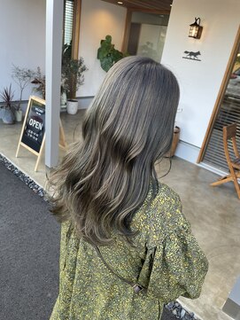 コヨーテ(coyote) オリーブグリーン レイヤーカット