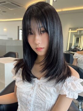 ビビバイベル(BiVi by BHEL) 桑名ロングレイヤーカットハッシュカット透明感カラー重めロング