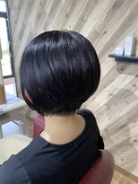 ルネッサンスヘアー ラファエロ(RAFFAELLO)&nbsp;襟足スッキリ丸みボブジュエライズカラーで潤艶髪