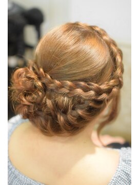 ミエルヘアービジュー(miel hair bijoux) 【miel hair bijoux】編み込みスタイル☆