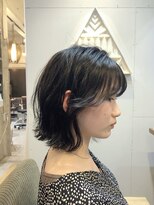 ワクナ(Wakuna)&nbsp;切りっぱなしボブミディ