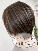 ショートでも立体感　ハイライトカラー