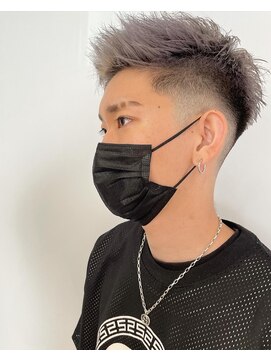 スキル(SKILL) スキンフェード ハイトーン アップバング