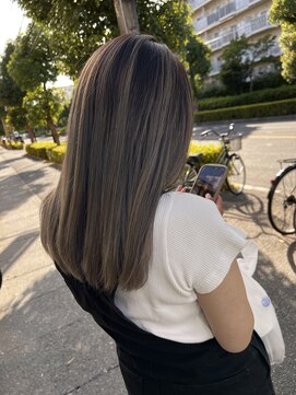 モアムー(Moremuu) バレイヤージュ