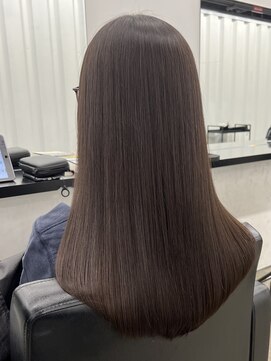 ココ 本八幡(KOKO) #ハッシュカット#グレージュ#デザインカラー#ツートンカラー黒髪