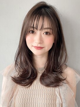 アグノス 青山(Agnos) イメチェンくせ毛風カールくびれヘア前髪レイヤーカット艶感