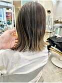 白髪ぼかしのバレイヤージュハイライトコントラストカラー