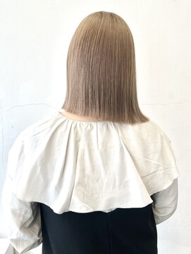 ココ 原宿(KOKO) 黒髪小顔クラゲヘアーオリーブグレーココアベージュボブ