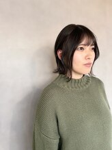 テラスプラス(テラス+) ミディアムボブ　スモークベージュ