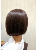 少し前下がりボブ