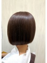 エルフォート(L.FORT) 少し前下がりボブ