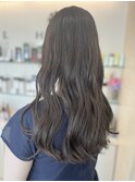 カットのみ。普段のスタイリングを扱いやすく