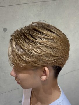 men's salon WiLL 阪急茨木【ウィル】 ブロンドセンターパート
