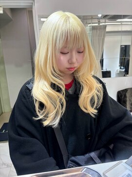 ランテルディ 渋谷(LANTERDIT) 抜きっぱなしブロンド ハッシュカット 韓国レイヤー