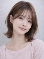 ガーディナ(Gardina)&nbsp;ベージュカラー 外ハネボブ 透明感カラー 30代 前髪カット