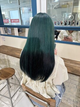 ラック 海老名店(LUCK) グリーン×ブラック×ブリーチ