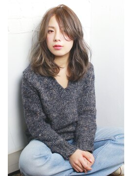 ラウレア(Laulea) [Laulea★女性限定サロン]無造作抜け感セミディ