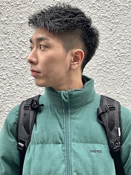 フランクスバーバーリザーブ 人形町店(FRANK’S BARBER RESERVE) アップバンククロップフェードサイドグラデーションバーバーr