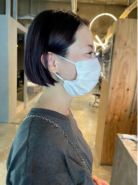 イトシテ パープルブラック×ミニボブ【本多身和子】