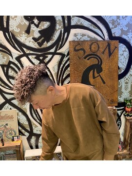 サンアンドマーリィズバーバー 駅前店(SON&MARLEY'S BAR BER) トレンドスタイル！スペインカールスタイル！