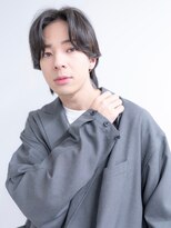 イオ 本厚木(io)&nbsp;波巻きツイストパーマセンターパートアッシュブラック束感