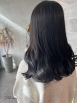 ジル アンク(Jill ankh)&nbsp;《Jillankh 姫路駅前》グレージュ　暗髪　ブリーチあり　艶髪