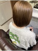 ブラウンベージュ