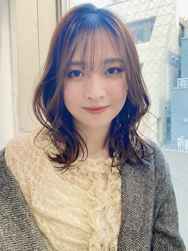 ネリー 銀座(NERIE) 外ハネミディアム/シースルーバング/くびれヘア