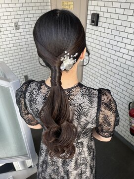 ソノ(sono) タイトポニー タイトアレンジ タイトヘア 編みおろし 参列ヘア