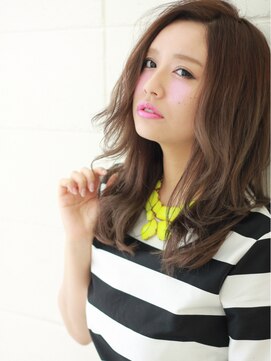 オーロ 西宮店(ORO) 大人可愛いハイトーンアッシュ