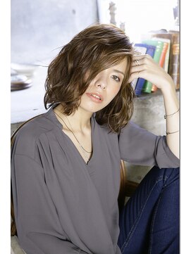 アントリール 代々木上原 パープルアッシュ×小顔