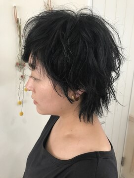 コルク バイ マグ 松本駅前(COLK by Mag) 20代30代前下がりショートツヤ感ボブウルフレイヤーカット