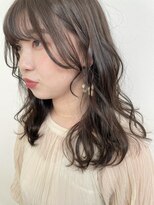 ハナ ビューティーヘアー(hana.) 涼しげオリーブベージュ