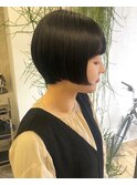 ショート/黒髪/前髪あり