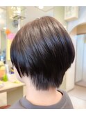 大人かっこいいハンサムショートボブ