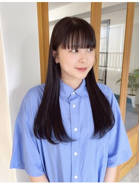 コミレ(COMILE) 重みのあるカットスタイル