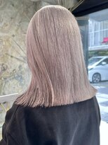 ソル ジングウマエ(SOL JINGUMAE)&nbsp;ホワイトベージュカラーインナーカラーグレージュカラーブリーチ