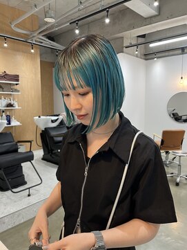 ウッド(uood) ボブとブルーカラー