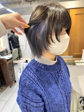 テトラ バイ ネオリーブ 横浜西口店(tetra by neolive) インナーカラー ブルーグレー ダブルカラー ウルフカット