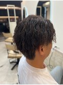 ツイストパーマ刈り上げセンターパート